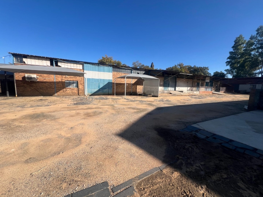 To Let commercial Property for Rent in Klerksdorp Industrial North West